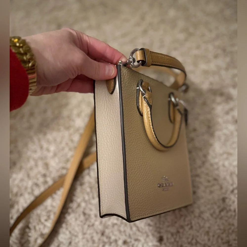 Coach Mini Cashin Crossbody - Picture 3 of 11